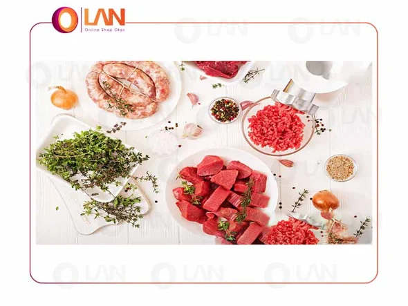 چرخ کردن پیاز و سبزیجات با چرخ گوشت